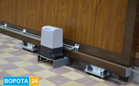 Доступная и надежная автоматика Doorhan Sliding на раздвижные ворота в Тернополе